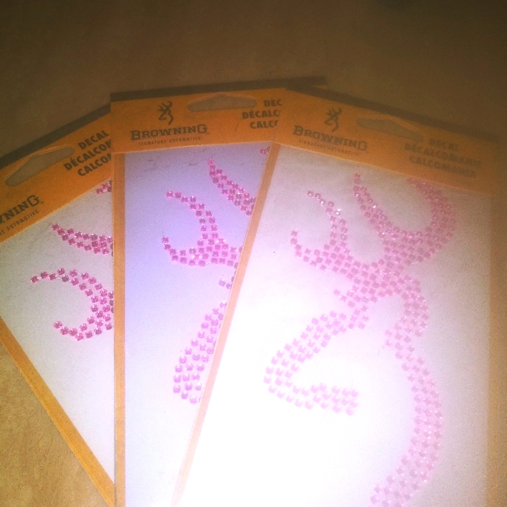 BROWNING Pink Rhinestone Deer Decal